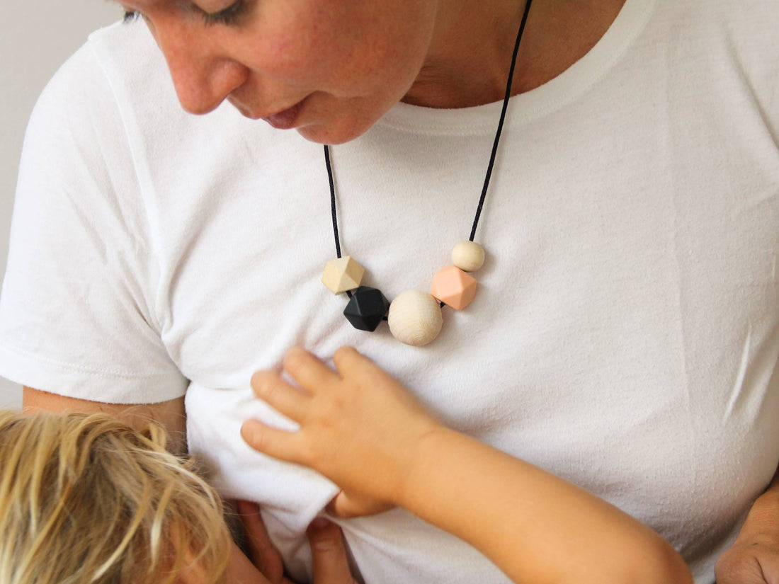 Baby being close to mom, skin-to-skin contact