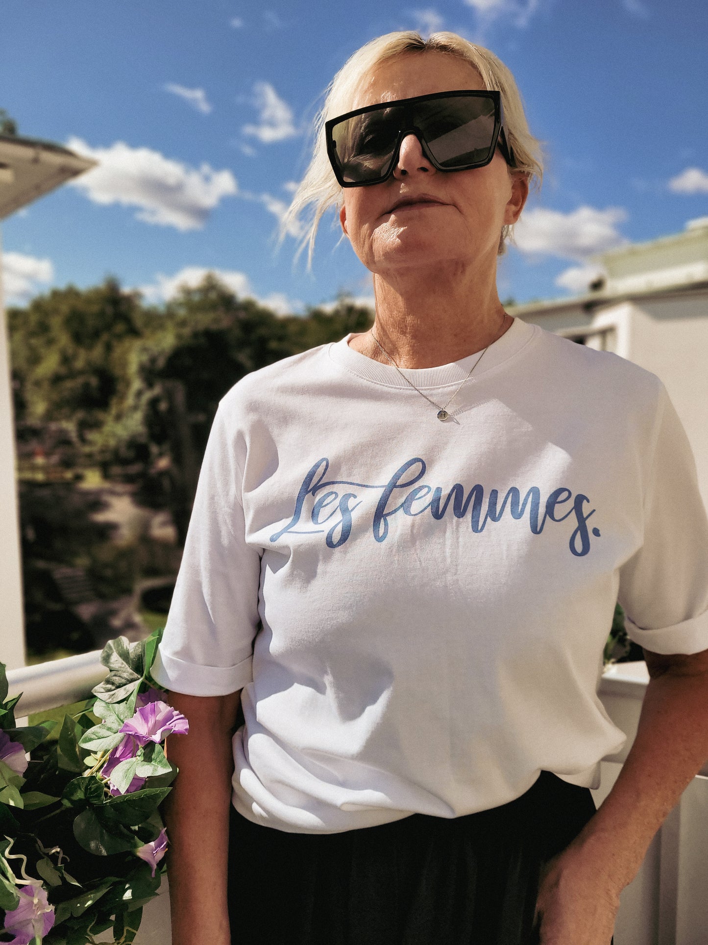 Les Femmes. - organic Female Power T-shirt