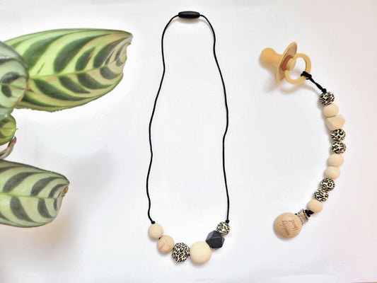 Presentkit Leopard Black - Amningshalsband & NapphÄllare