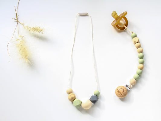 Light Green - Nursing necklace & Dummy holder kit!.